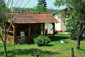 Mehr als 1000 aktuelle angebote vom bauernhaus in der puszta bis zur villa am balaton (plattensee). Haus Kaufen Am Plattensee In Gyugy Ferienhauser In Ungarn