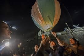 Jan jerman / shutterstocl mas não é só de bebedeira e sardinhas que é feito o são joão em portugal. Festejos De Sao Joao No Porto Sem Fogo De Artificio E Concertos Foram Criadas Tres Zonas De Diversao Porto Publico