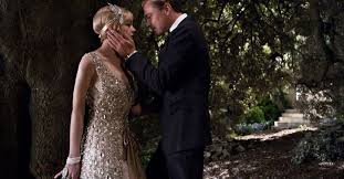 Regarder Gatsby Le Magnifique En Streaming Complet Il y retrouve sa cousine, daisy, devenue l'épouse du riche tom buchanan, et se laisse fasciner par ce qu'il devine de la personnalité. regarder gatsby le magnifique en