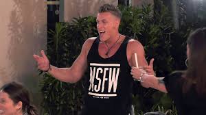Descubre una selección de diseños imprescindibles con los. Kopf Zwischen Bruste Temptation Island Calvin Dreht Ab Promiflash De