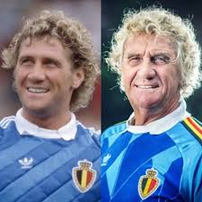 Jean Marie Pfaff diving to catch the ball in front of Emilio Butragueno  during the Spain Belgium quarter final at the 1986 World Cup.