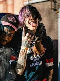 Wallpaper lilpeep background love aesthetic tumblr cryb. 57 Lil Tracy Ideen Kreative Modefotografie Minimalistische Filmplakate Lila Wande