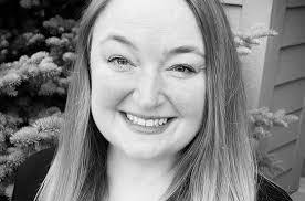 Nicole Gustine's Instagram, Twitter & Facebook