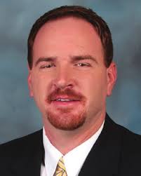 Lee Co NL Nov15.indd