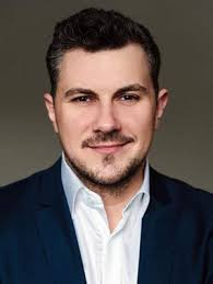 Он живет в браке с евгенией дмитриевой, которая родила ему ребенка. Aleksej Sekirin Biografiya Informaciya Lichnaya Zhizn Foto