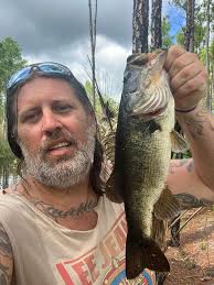 Kayak fishing: Is the pack worth the hike?