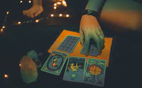 This oracle answers questions about love, free and online, for singles and for relationships. Free Psychic Reading Online Best Psychics Can Help With Questions About Love Career And Life Juneau Empire