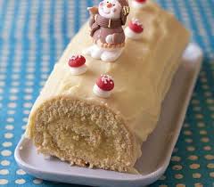 Buche De Noel Fondante Ananas Rhum Vanille Recette Rhum Vanille Buche De Noel Recettes De Cuisine