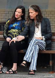 This is the story of chelsea houska, adam lind, randy houska, and her daughter aubree! Steven Tyler Sweetly Rubs Daughter Liv S Growing Baby Bump In Nyc Steven Tyler Liv Tyler Steven Tyler Aerosmith