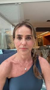 Monique Elizondo's Instagram, Twitter & Facebook