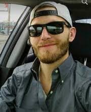 Randall Chambers's Instagram, Twitter & Facebook