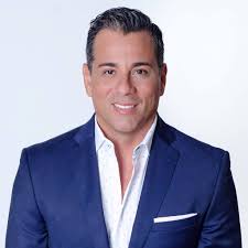 Congratulations to Miami's new mayor-elect @eileenformiami! This is the  first time a Democrat has won the mayoral election in Miami in almost  thirty years, and the first time a woman has held