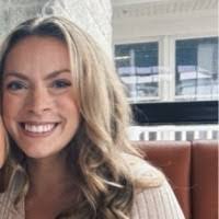 Casey Craven's Instagram, Twitter & Facebook