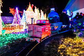 Cambria Christmas Lights 2021 Cambria Christmas Market Highway 1 Discovery Route