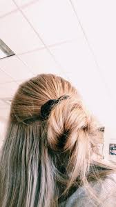 Today i show you 12 simple vsco inspired hairstyles to rock at school! Hair Blonde Styles Trendy Bun Vsco Long Hair Styles Hair Styles Easy Hairstyles For Long Hair