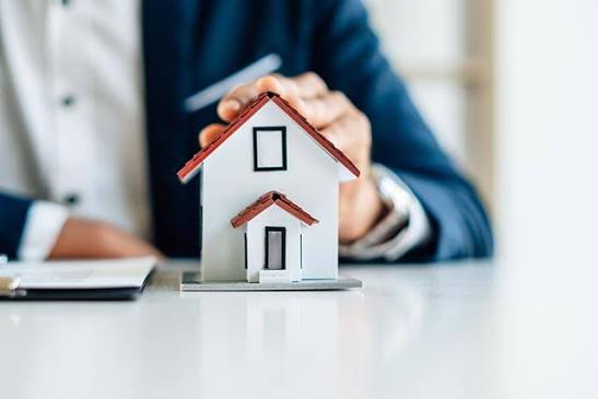 Sell Your House Fast: 21 Proven Strategies to Get Top Dollar in Any Market (2026 Guide)