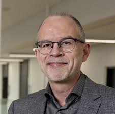 Leadership & Governance