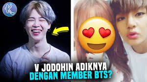 Belum genap 1 tahun debut sudah memmenangkan 6 penghargaan best rookie group salah satunya penghargaan di china namanya kalau gk salah v chart. Punya Adik Cantik Ini Alasan V Bts Ingin Jodohkan Adik Ceweknya Dengan Jimin Bts Youtube