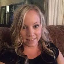 Tara Gillis's Instagram, Twitter & Facebook