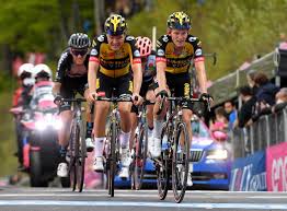 Dag erik pedersen har det beste sammenlagtresultatet av en norsk rytter i giro d'italia med en tiendeplass fra 1984, mens carl fredrik. Foss Pa Vei Mot Historisk Plassering I Giro D Italia Vg