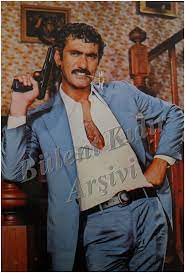 Sinema, eski film afişleri, nadide fotoğraflar hakkında daha fazla fikir görün. Yilmaz Guney Sevimli Adamlar Film Devrim