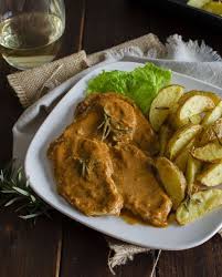 Se siete sempre stati restii a cimentarvi con le fettine di carne, impanate o meno, per la paura di dover friggere, ecco ciò che fa per voi: Fettine Di Lonza Alla Paprika Ricetta Ricette Idee Alimentari Cibo Etnico