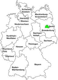 Leer over landen, hoofdsteden, oceanen, vlaggen en steden in afrika, europa. Langs De Rails