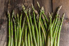 Si tratta di cibi ricchi d'acqua e perfetti per tornare in forma. Asparagi Diuretici E Drenanti Naturali Io Vivo Leggero