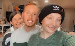 Aaron Kirouac's Instagram, Twitter & Facebook