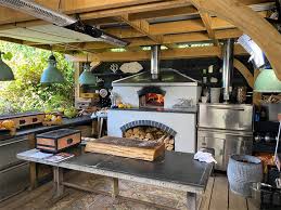 Jan 15, 2021 · building an outdoor kitchen posted by tamsin f on 15th january 2021 in edible , garden design , landscaping this week i thought we'd look back on the outdoor kitchen that the team built before christmas. James Martin S Incredible Outdoor Kitchen Will Blow Your Mind Hello