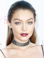 Yael Rapoport's Instagram, Twitter & Facebook