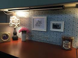 Ingenious cubicle decor ideas 1. 53 Creative Diy Cubicle Decor Ideas For Working Space Zyhomy