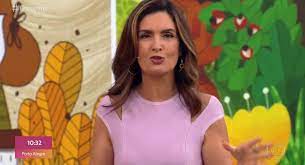 Fátima bernardes was born on september 17, 1962 in rio de janeiro, rio de janeiro, brazil as fátima gomes bernardes. Fatima Bernardes Surge Irreconhecivel No Encontro E Procedimento Estetico Na Face E Revelado Tv Foco