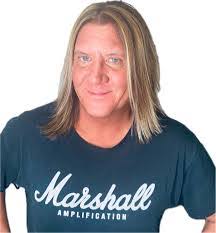 Bradley Crow's Instagram, Twitter & Facebook