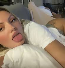 Born and raised in the city of constanța, she made her worldwide breakthrough with the 2011 single mr. Pro Tv Alexandra Stan A New Incendiary Appearance On Instagram She Was Photographed In Her Underwear Archyworldys