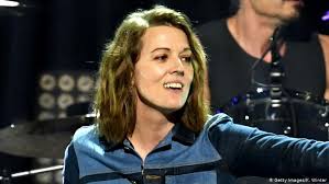The 61st annual grammy awards took place last night, and proved to be a monumental occasion for women in the music industry. 2019 Grammy Awards Boost Chances For Women And Black Artists Music Dw 08 02 2019