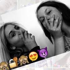 Suzanne Nunn (@suzannenunn01)