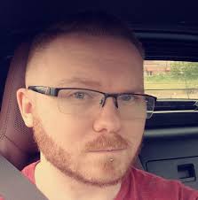 Here's some archival BTS footage from the "Fat" music video shoot courtesy  of Kevin Yagher. Be sure to watch till the end to see how they did special  effects back in the