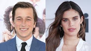 Mandy Nicholas's Instagram, Twitter & Facebook