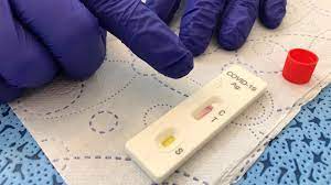Coronatests sind unerlässlich bei der eindämmung des coronavirus. Ab Zum Corona Schnelltest Wie Oft Darf Man Sich Kostenlos Testen Lassen