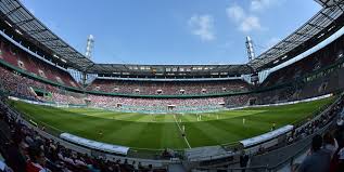 Im neuen stadion ist die südkurve eigentlich eine südtribühne, wird jedoch aus nostalgischen gründen bis heute südkurve genannt. 1 Fc Koln Stadion Ausbau Kostet Mehr Als 215 Millionen Euro Kolner Stadt Anzeiger