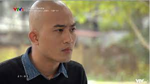 Hoàng bị bố mẹ giục đưa người yêu về ra mắt. Vuaguskosfiedm