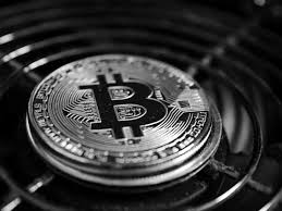 Convert bitcoin (btc) to us dollar (usd). Bitcoin Kennt Kein Halten Mehr Btc Durchbricht 27 000 Us Dollar