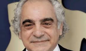 Some days ago ,I posted a vidoe of this celebrity mad man popularly know as  blacker in a very bad condition asking the general public for help . Sad  😢😭 to the