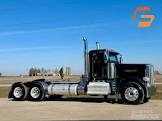 PETERBILT-389