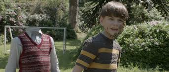 Miss peregrine's home is in the loop of cairnholm on september 3, 1940. Bee Ing In Tim Burton S Miss Peregrine S Home For Peculiar Children Fxguide