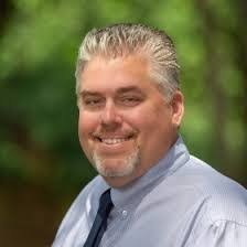 Scott Wallick's Instagram, Twitter & Facebook