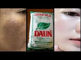 Flek hitam yang muncul di wajah paling. Ajaib 2 Menit Flek Hitam Lenyap Wajah Glowing Kinclong Dengan Scrub Garam Youtube