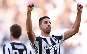 Sami khedira, 34, from germany hertha bsc, since 2020 central midfield market value: Download Wallpapers Khedira Match Football Stars Juventus Football Juve Serie A Soccer Footballers Sami Khedira Bianconeri Besthqwallpapers Com Sami Khedira Sports Wallpapers Juventus