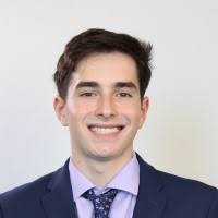 200+ profilů „Epshteyn“